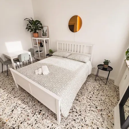 Freshly Renovated 10 Minutes From Arena Апартаменты Верона