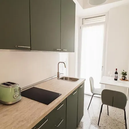 Freshly Renovated 10 Minutes From Arena * Верона